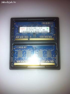 2x Hynix 1gb DDR3 SO-DIMM PC3-8500 1066mhz memorija